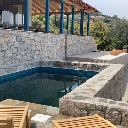 Vanua House Galatas  Exterior photo